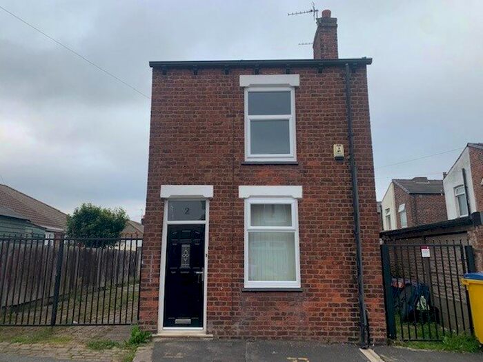 2 Bedroom Detached House To Rent In Beaufort Street, Hindley, Wigan, WN2