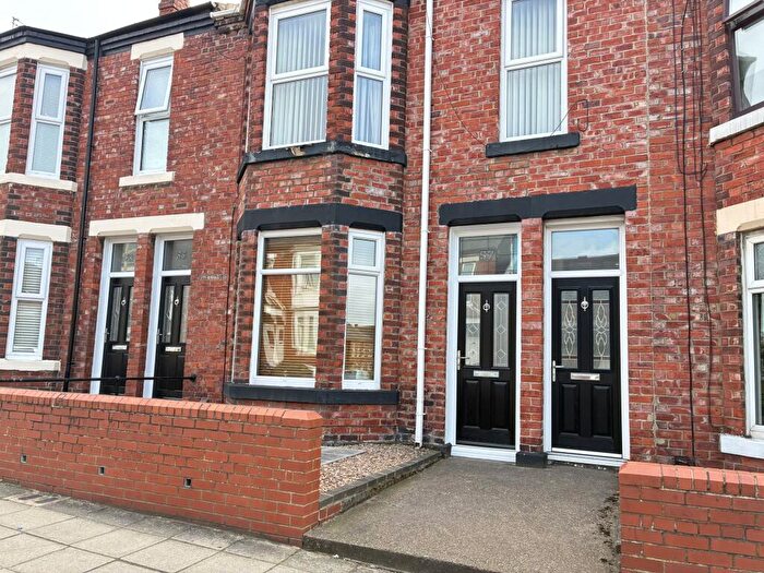 2 Bedroom Flat To Rent In Imeary Street, South Shields, Tyne And Wear, NE33