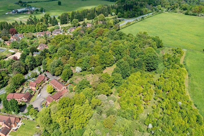 Land For Sale In The East Side Of Reading Road, Heckfield, RG27