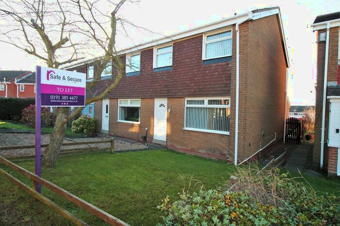 3 Bedroom End Of Terrace House To Rent In Sutton Close, Penshaw, Houghton-Le-Spring, DH4