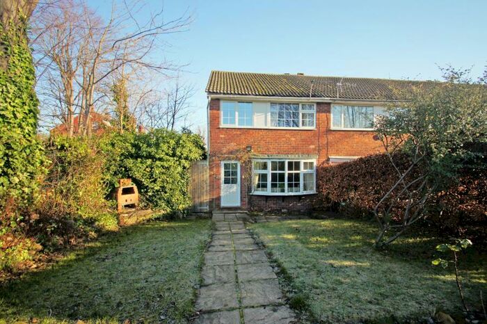 2 Bedroom Terraced House To Rent In Stanmore Grove, Burley, Leeds, LS4