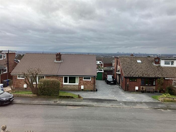 2 Bedroom Semi-Detached Bungalow For Sale In Dryden Close, Dukinfield, SK16