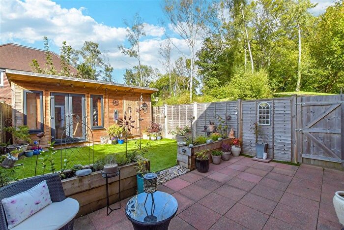 2 Bedroom Semi Detached House For Sale In Deerleap Lane, Rowland's Castle, Hampshire, PO9