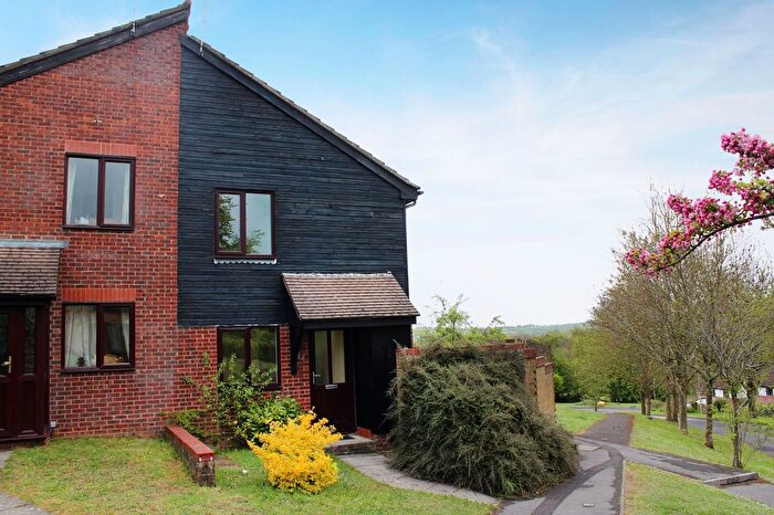 1 Bedroom Semi-Detached House To Rent In Ashbarn Crescent, Winchester, SO22