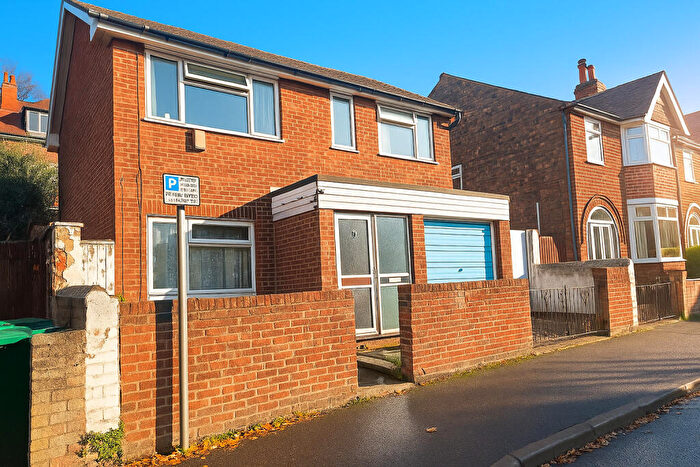 2 Bedroom End Of Terrace House To Rent In Welby Avenue, Lenton, NG7