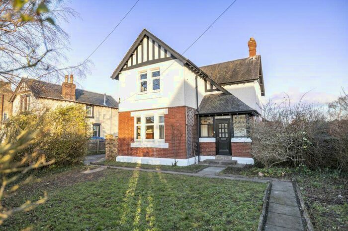 4 Bedroom Detached House For Sale In Parkview, Station Road, Errol, Perth, PH2