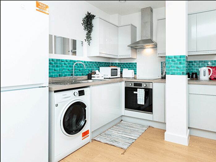 1 Bedroom Flat To Rent In Rockingham St, London, SE1