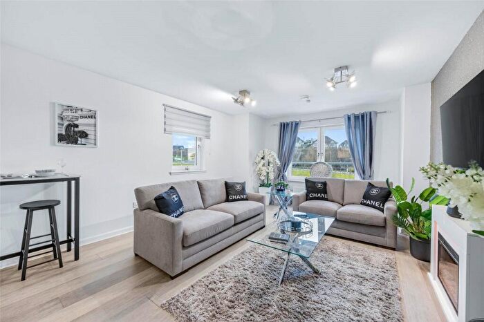 2 Bedroom Apartment For Sale In L Broadshade Drive, Westhill, Aberdeenshire, AB32