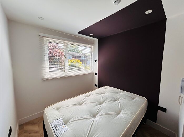 1 Bedroom House To Rent In Broadfield, RH11