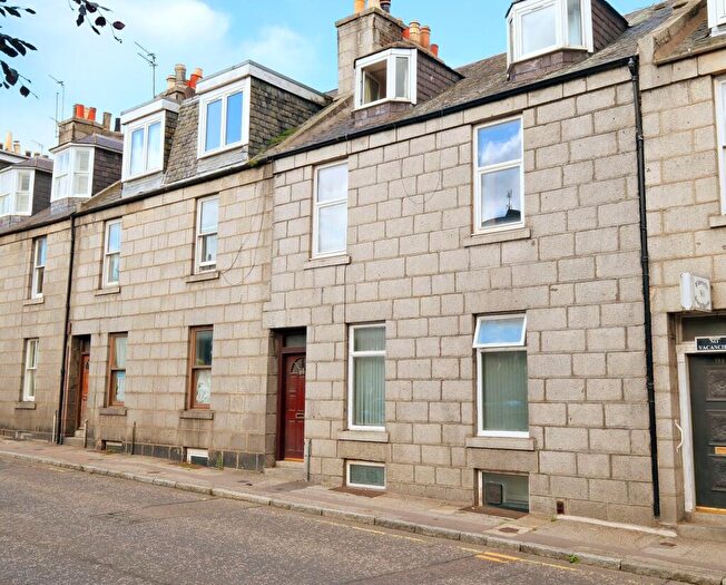 8 Bedroom Terraced House For Sale In Bon Accord Street, The City Centre, Aberdeen, AB11