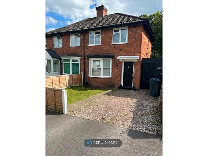 3 Bedroom Semi-Detached House To Rent In Borrowdale Road, Birmingham, B31