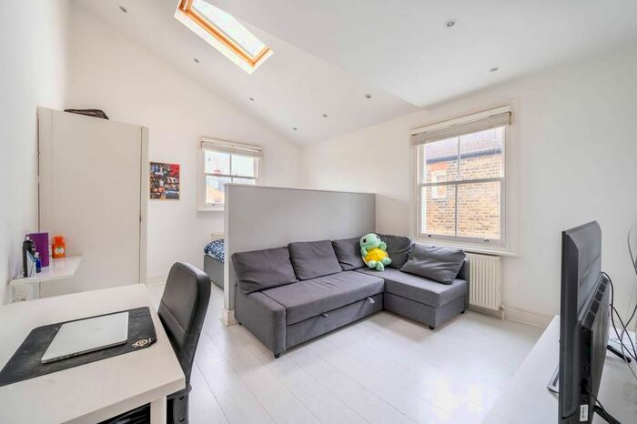 Studio To Rent In Harbord Street, Fulham, London, SW6