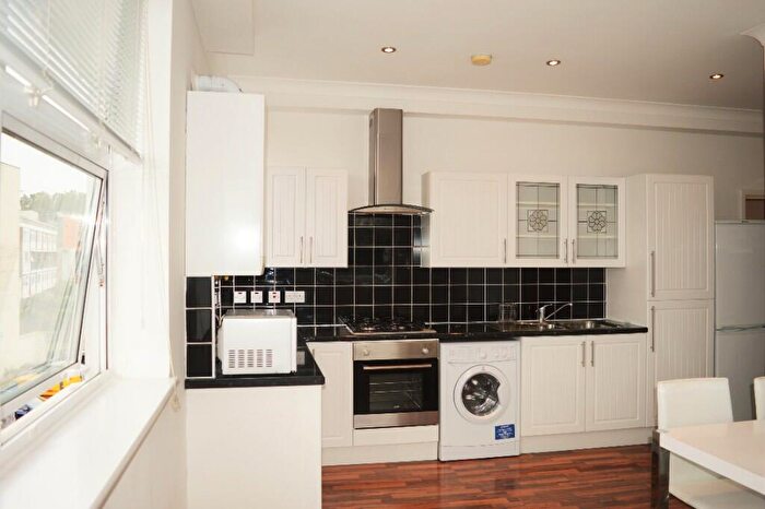 2 Bedroom Flat To Rent In Walburgh Street, London, E1