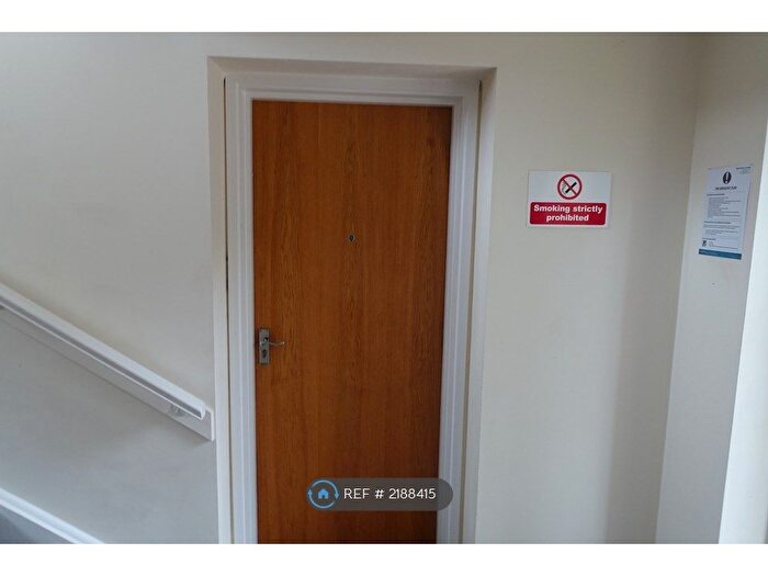 2 Bedroom Flat To Rent In The Lodge, Sutton-In-Ashfield, NG17