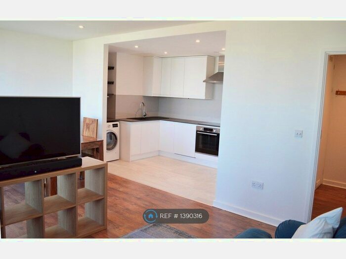 2 Bedroom Flat To Rent In Drayton Park, London, N5