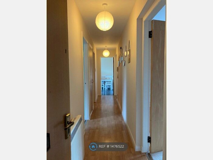 2 Bedroom Flat To Rent In Shepherds Loan, Dundee, DD2