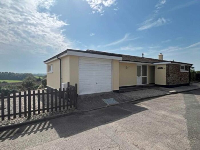 2 Bedroom Detached Bungalow To Rent In Wadham Drive, PL14
