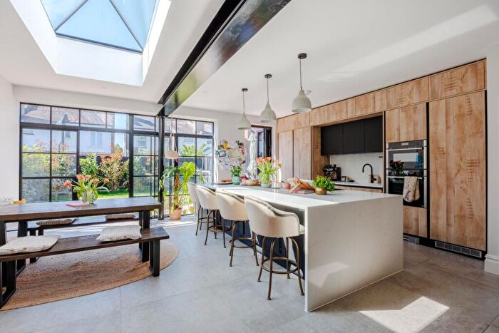 4 Bedroom Semi Detached House For Sale In Elderton Road, Westcliff-On-Sea, SS0