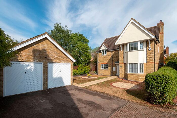 4 Bedroom Detached House For Sale In Blythe Way, Highfields Caldecote, Cambridge, CB23