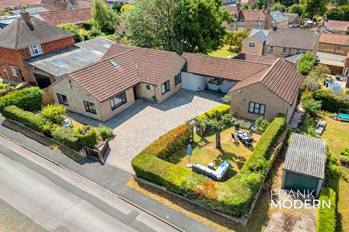 3 Bedroom Detached Bungalow For Sale In Back Lane, Colsterworth, NG33