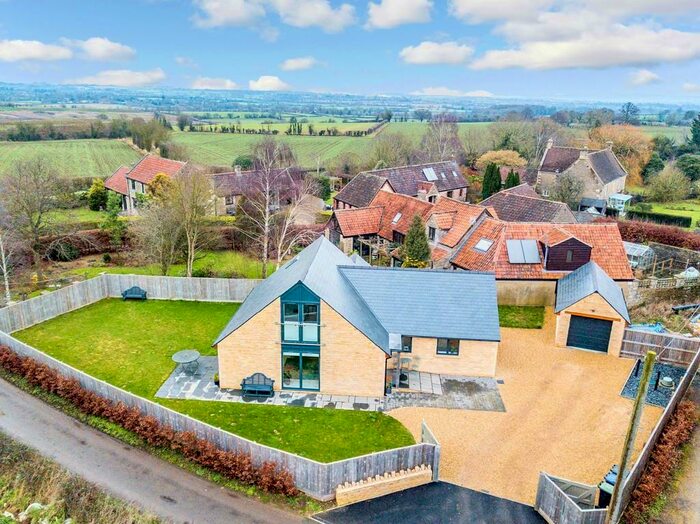 4 Bedroom Detached Bungalow For Sale In Leigh Grove, Bradford On Avon, BA15