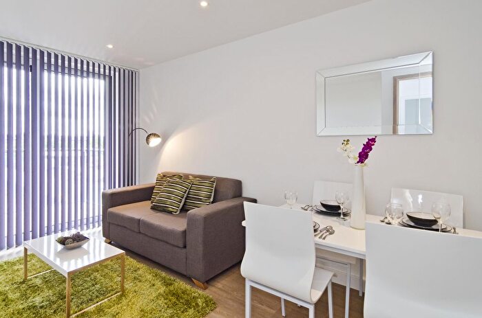 1 Bedroom Flat To Rent In Seafarer Way, Surrey Quays, SE16