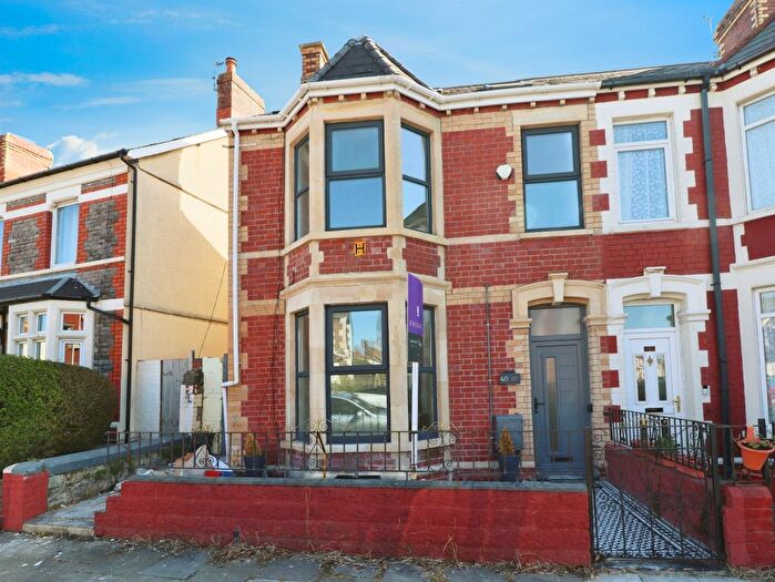 4 Bedroom End Of Terrace House For Sale In Court Road, Barry, CF63