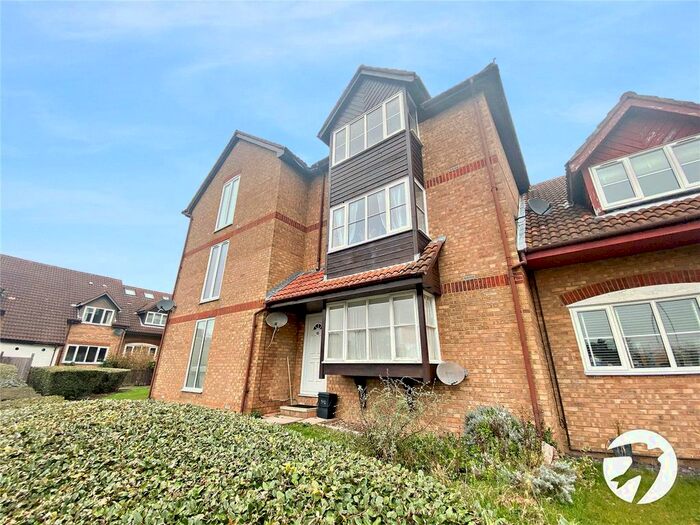 Studio To Rent In Orchard Grove, Anerley, London, SE20