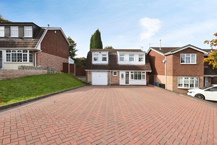 4 Bedroom Detached House For Sale In Tarry Hollow Road, Brierley Hill, DY5