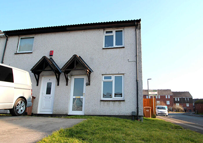 3 Bedroom End Of Terrace House To Rent In Ham, Kirkstall Close, Plymouth, PL2