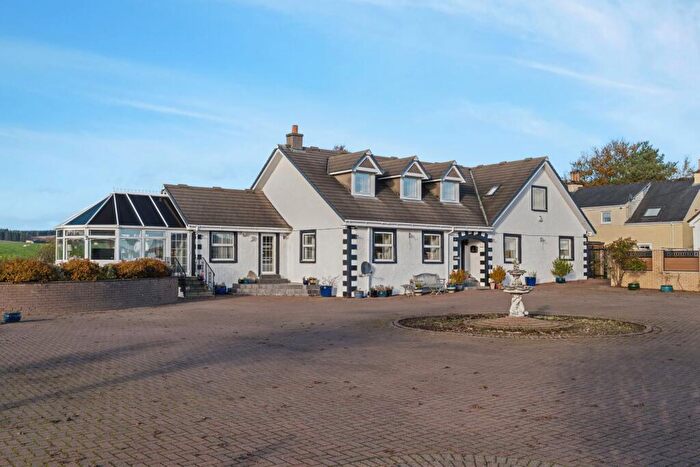 6 Bedroom Detached House For Sale In Overglinns, Fintry, Glasgow, G63