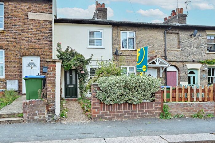 2 Bedroom Terraced House For Sale In Bedford Street, Watford, WD24