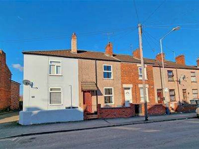 2 Bedroom Terraced House To Rent In Wood Street, Rugby, CV21