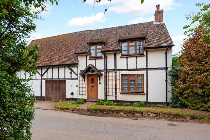 3 Bedroom Detached House For Sale In High Street, Nash, Milton Keynes, Buckinghamshire, MK17