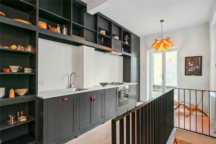 1 Bedroom Apartment To Rent In Rufford Street, King's Cross, Barnsbury, London, N1