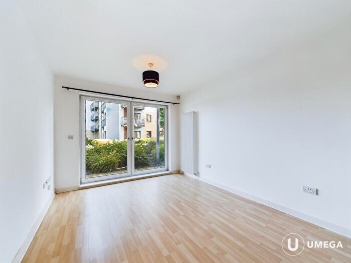 2 Bedroom Apartment To Rent In Drybrough Crescent, Peffermill, Edinburgh, EH16