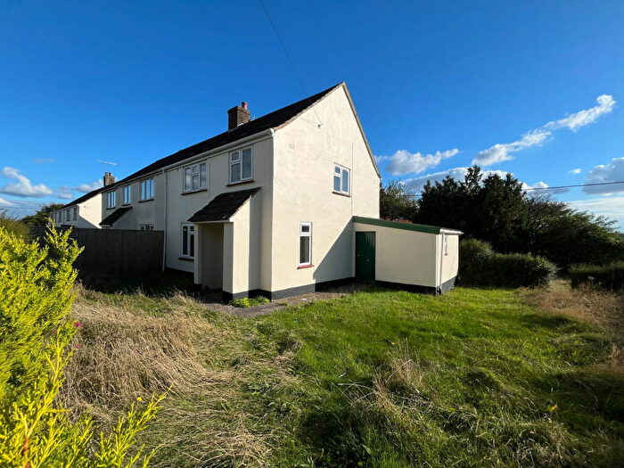 3 Bedroom End Of Terrace House For Sale In Coronation Road, Tidworth, SP9