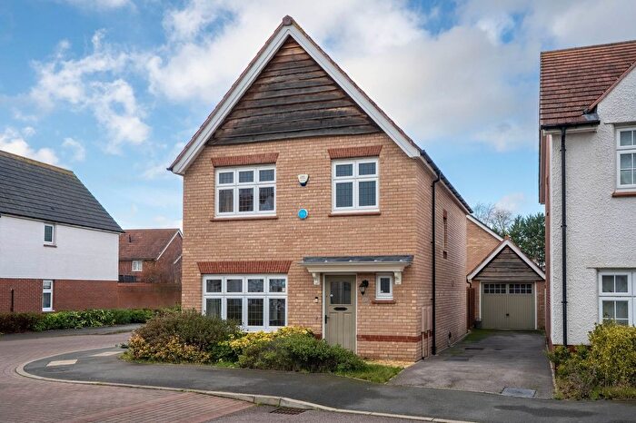 3 Bedroom Detached House For Sale In St. Edmunds Way, Hauxton, CB22