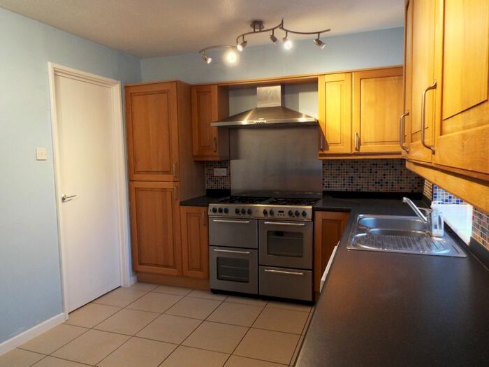 3 Bedroom Terraced House To Rent In Nutley, Bracknell, RG12