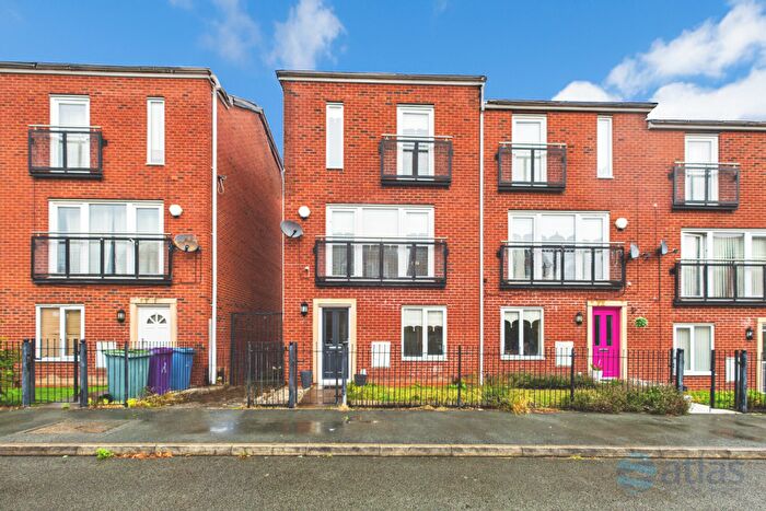 3 Bedroom Town House For Sale In Hansby Drive, Speke, L24