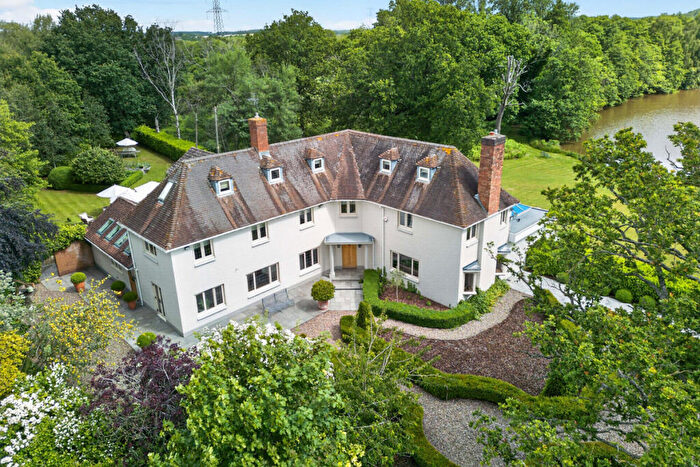 6 Bedroom Country House For Sale In Stanklyn Lane, Stone, Kidderminster Worcestershire, DY10