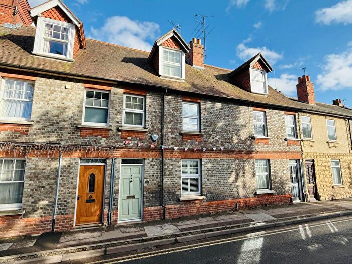 3 Bedroom Town House For Sale In Croft Road, Wallingford, OX10