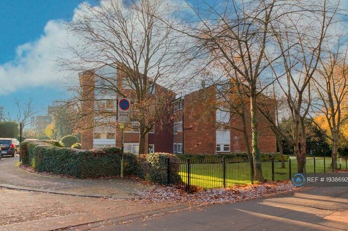 2 Bedroom Flat To Rent In Aran Drive, Stanmore, HA7