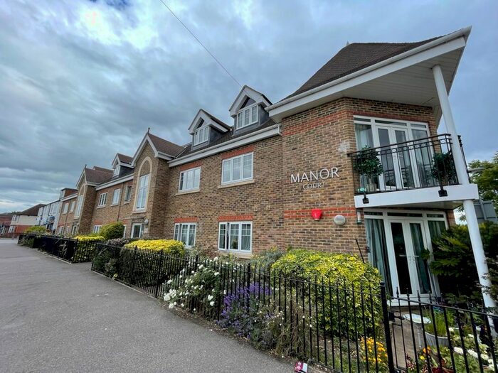 2 Bedroom Flat To Rent In Thorpe Road, Staines, TW18