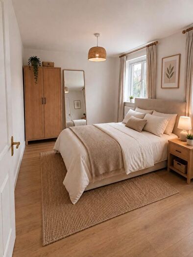 Studio To Rent In London, N13