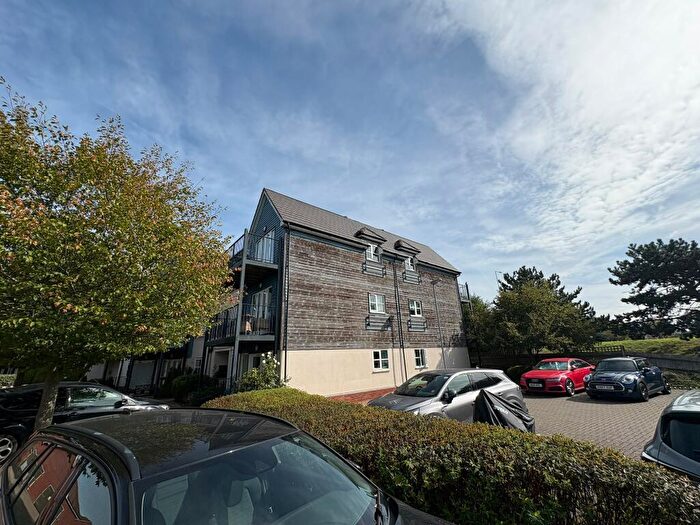 1 Bedroom Apartment For Sale In Tyhurst, Middleton, Milton Keynes, MK10
