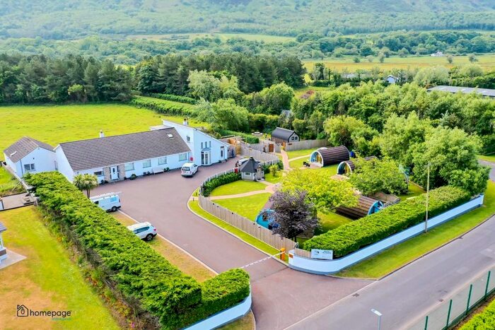 6 Bedroom Detached House For Sale In Benone Avenue, Limavady, BT49