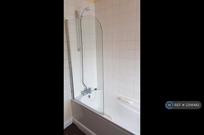 1 Bedroom Terraced House To Rent In Denton Terrace, Morley, Leeds, LS27