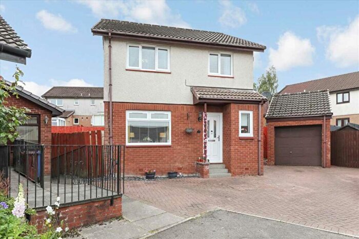 3 Bedroom Detached House For Sale In Broughton, Valleyfield, East Kilbride, G75