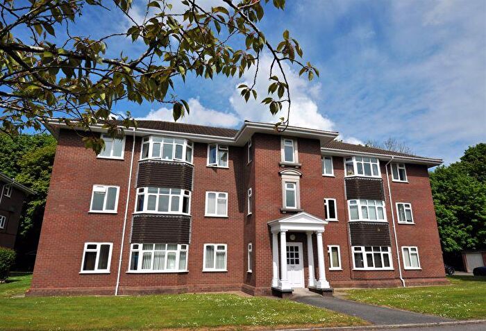 1 Bedroom Flat To Rent In Ravenscroft, Holmes Chapel, CW4